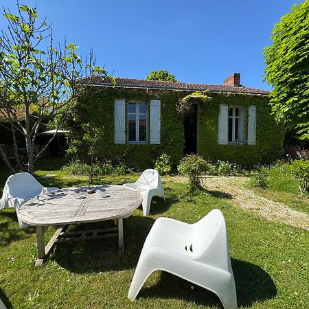 Cottage-Saint Laurent Sur Sevre Екстер'єр фото